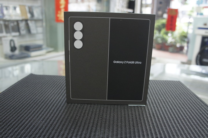 全新 SAMSUNG Galaxy Z Fold8 Ultra 12G/512GB 台灣原廠公司貨