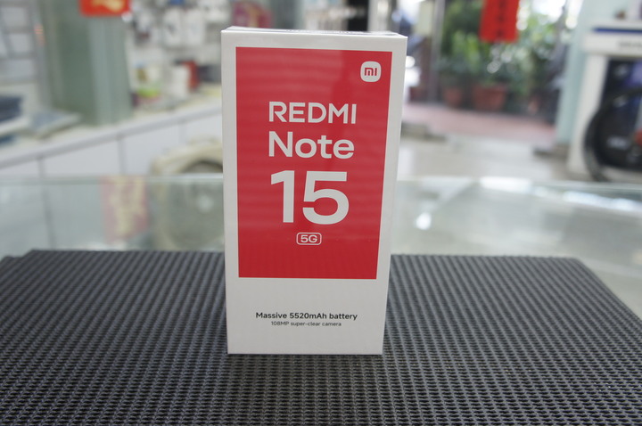 全新未拆封 小米 Redmi Note 15 5G 8G/256GB 台灣公司貨 紫色