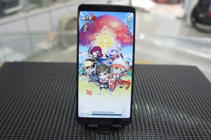 Asus ROG Phone 8 16G/512GB 台灣公司貨.只有相機故障