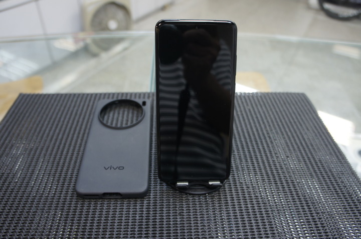 9.5成新 vivo X200 12/256GB 台灣大哥大公司貨