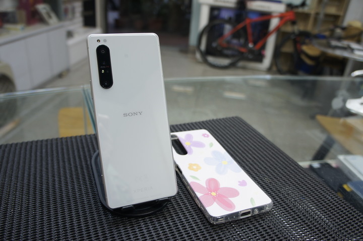 SONY Xperia 1 II 8G+256GB 台灣公司貨 白色