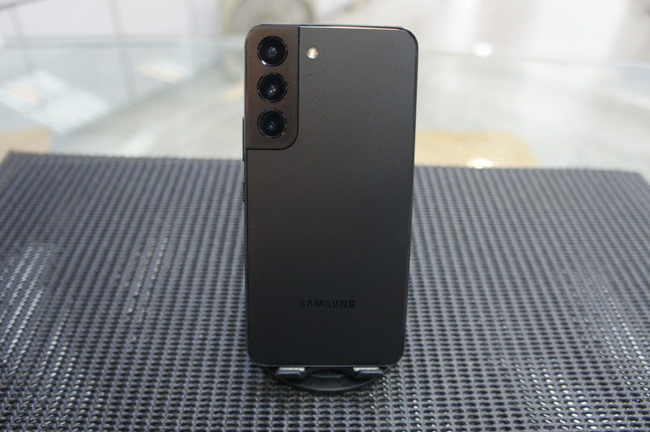 Samsung S22 128GB 台灣公司貨