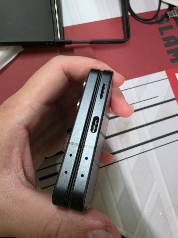 三星 z flip 7 256g 黑