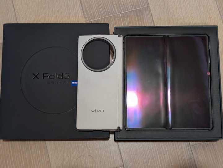VIVO X Fold5 白色 陸版 256G 電池健康度100%