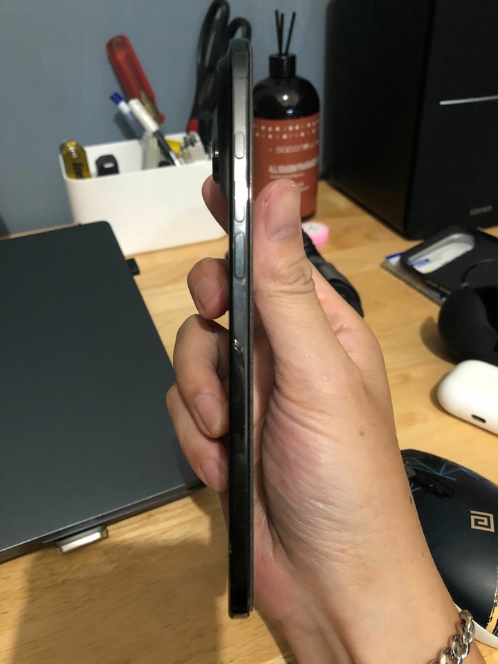 Apple iPhone Air 黑色256GB 保固中