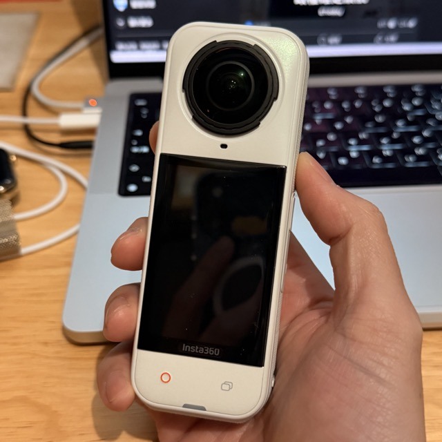 Insta360 X5 8K 標準版 皓月白
