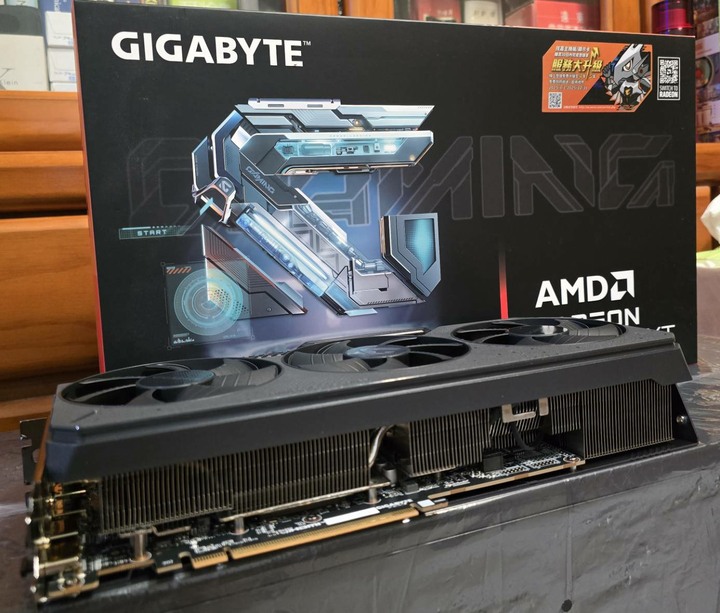 自售升級換下技嘉 RX 9070 XT GAMING 16G