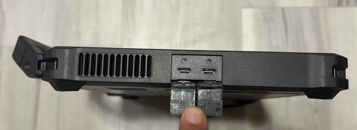 Dell Latitude Rugged 7230, 觸控、12代i5、16GB RAM、512GB SSD、視訊、提把、GPS、NFC、指紋、雙筆、鍵盤、4G LTE、電池x2、Tb3擴展座、硬殼包