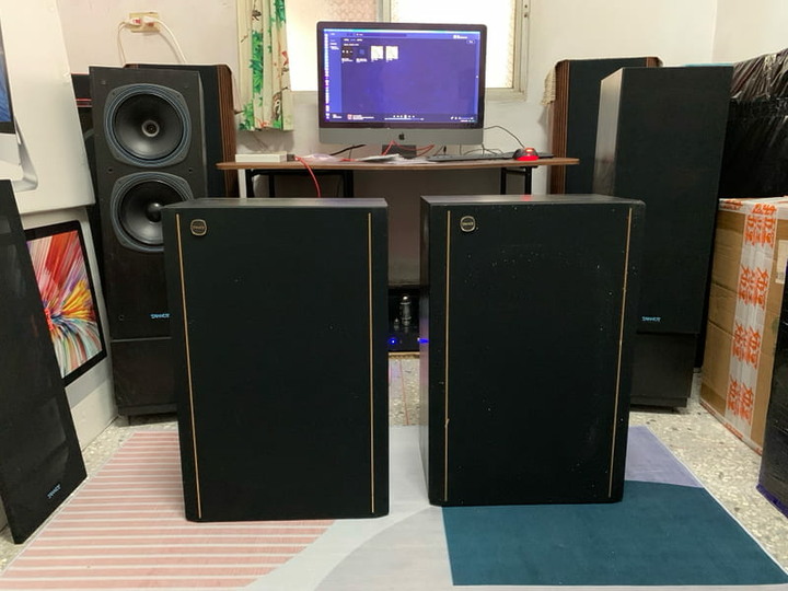 Tannoy DC-3000、8吋雙同軸、二單體、三音路、落地式喇叭、原廠紙盒 - 黑色木紋貼皮