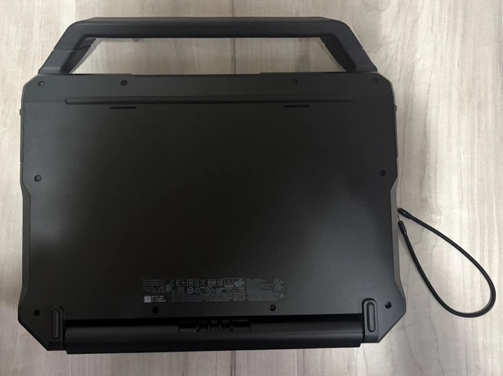 Dell Latitude Rugged 7230, 觸控、12代i5、16GB RAM、512GB SSD、視訊、提把、GPS、NFC、指紋、雙筆、鍵盤、4G LTE、電池x2、Tb3擴展座、硬殼包