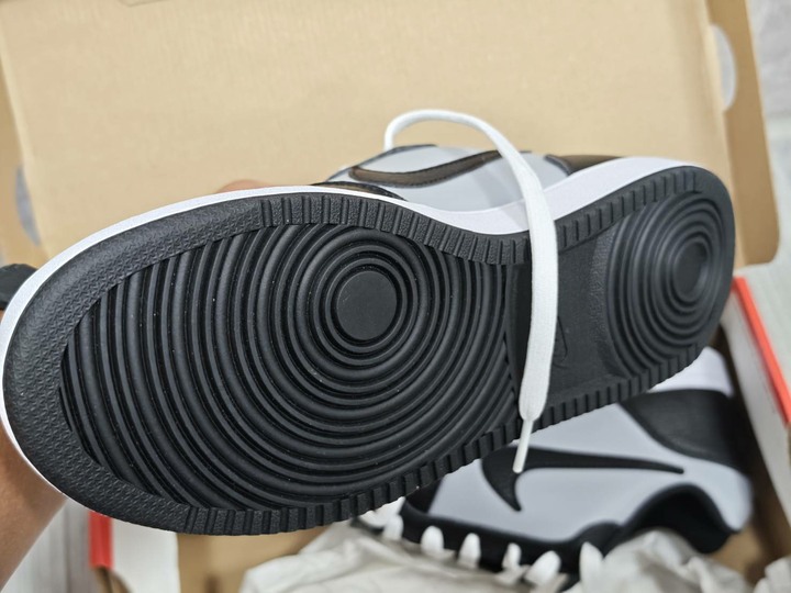 全新 NKIE EBERNON LOW PREM 特殊配色 AQ1774102 男平底鞋 休閒鞋 黑色配色 US8.5