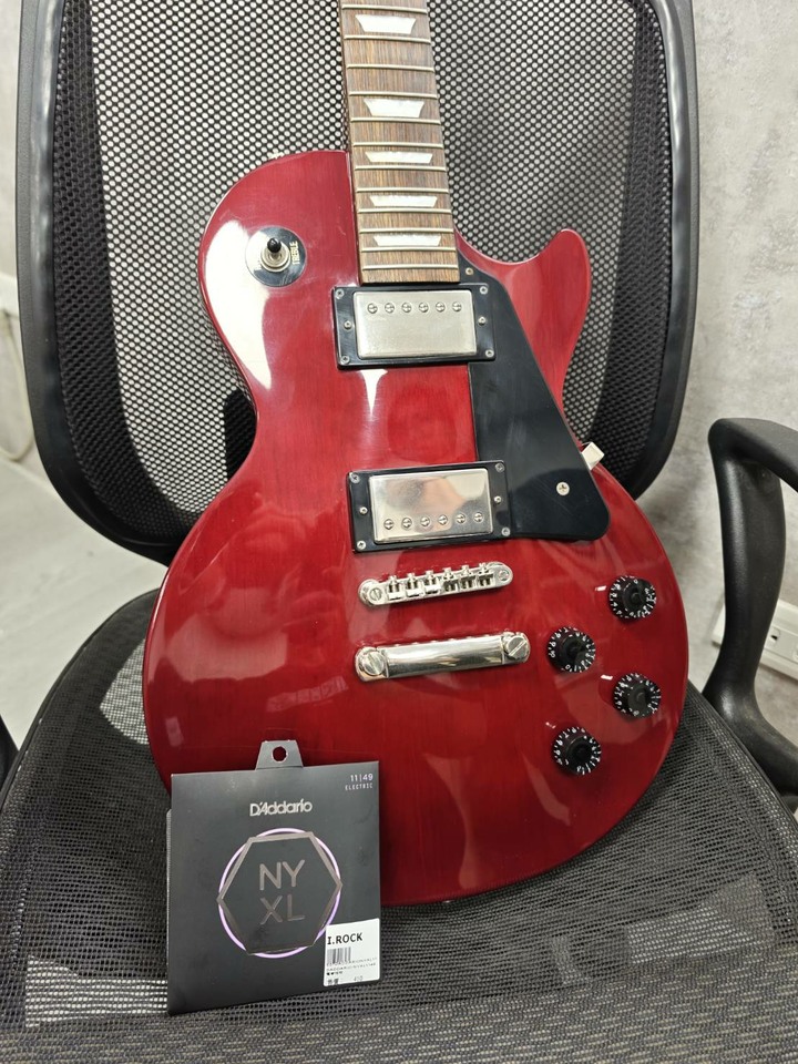 電吉他 Epiphone les paul studio ,Gibson Les Paul Studio 酒紅色Wine Red