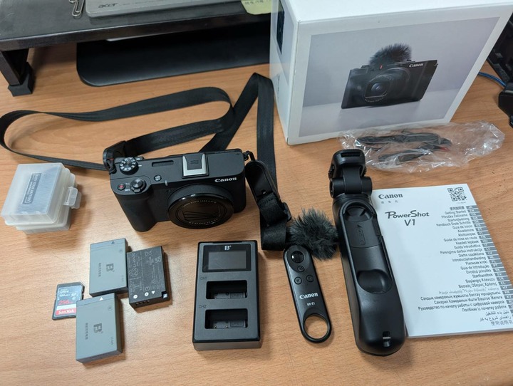 Canon PowerShot V1 Vlog影音相機 1.4 吋 佳能微單眼相機 三電池 256G記憶卡 全套