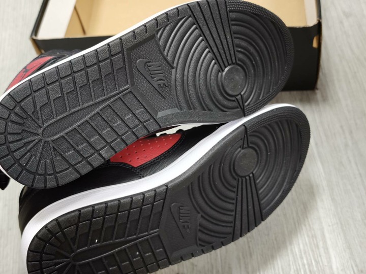 全新 nike air jordan 1 AR3762-006 經典紅黑配 Jump Man
