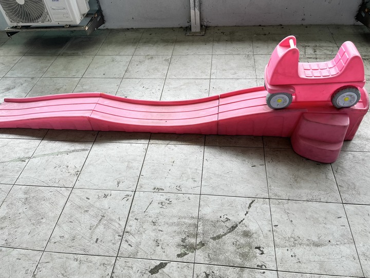 軌道溜滑梯