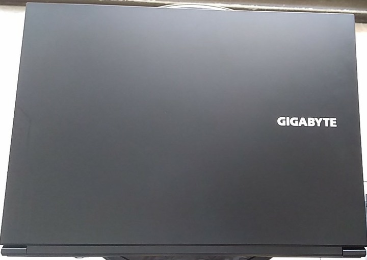 賣技嘉16吋G6 I7-13620+4060-8G電競筆電(保內)