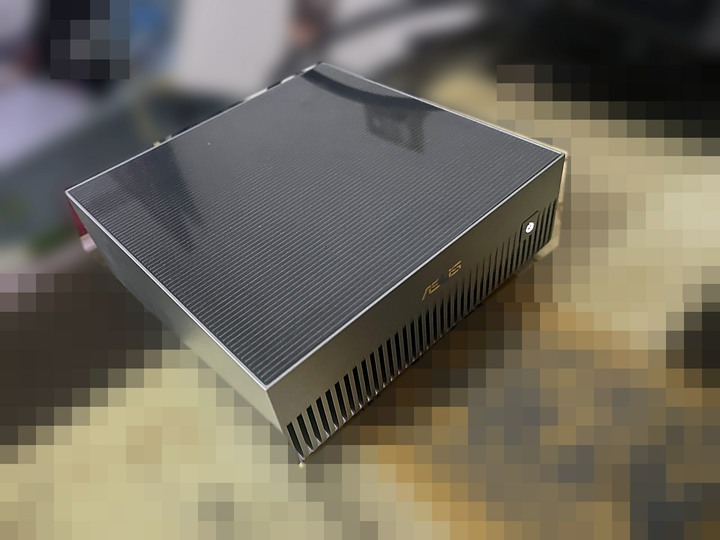 [高雄面交] ASUS Ascent GX10 1TB 保固內 盒裝配件全 無刮傷