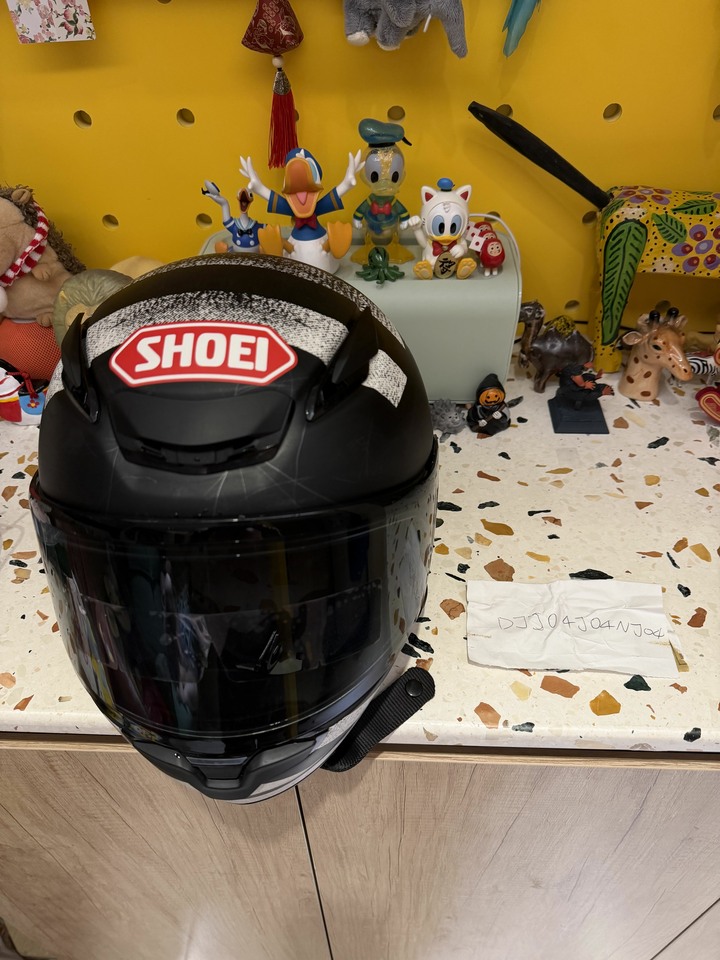 shoei z8 L號