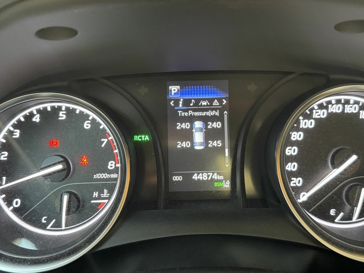 2023 camry toyota 尊爵汽油版