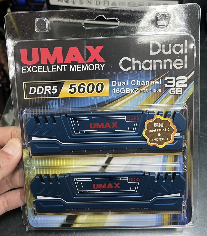 全新UMAX 32GB(雙通16GB*2) DDR5 5600/CL46 含散熱片
