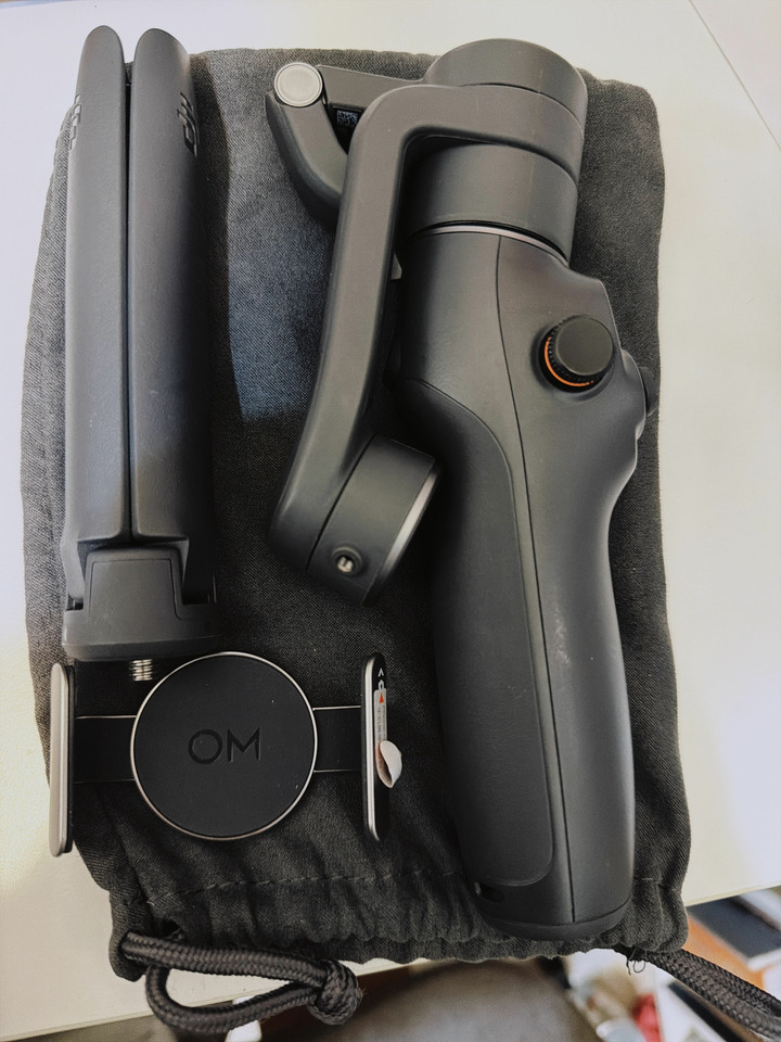 DJI Osmo Mobile 6