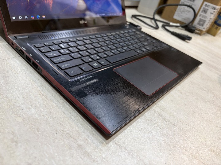 FUJITSU日系i7觸控筆電 i7-4500U｜4~8G RAM｜120~960G SSD｜13.3吋 富士通