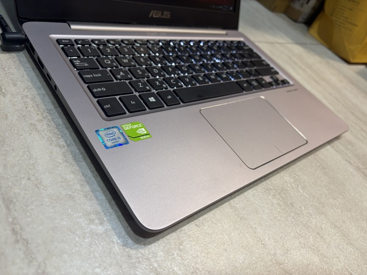 ASUS UX310U筆電｜i5-6200U｜940MX｜4GB｜128GB｜13.3吋｜華碩 (非 微星 宏碁 技嘉)