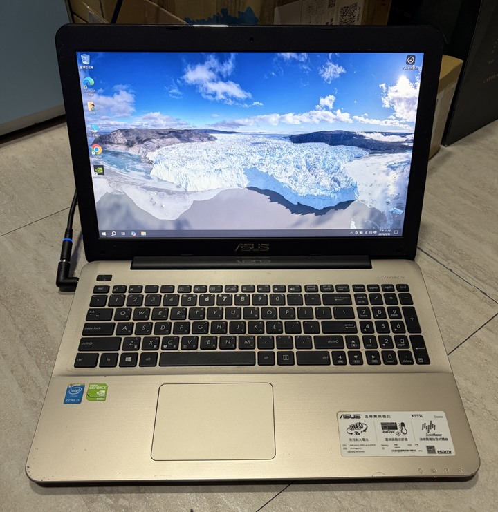 ASUS華碩高效能筆電 i5-5200U ｜4G｜NV 940M 2G｜128G SSD｜15.6吋