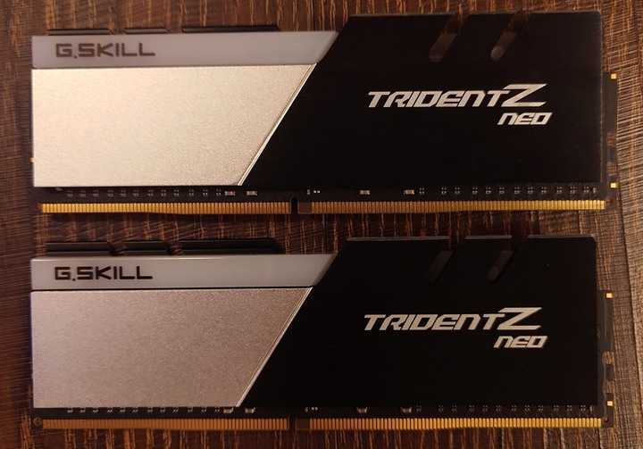 芝奇 焰光戟 DDR4 3600 64G