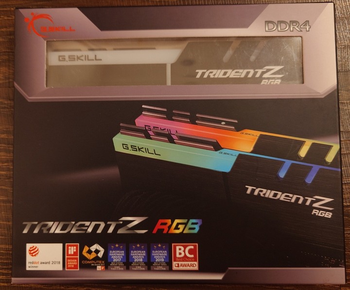 桌上型記憶體芝奇 幻光戟 DDR4 3200 32G