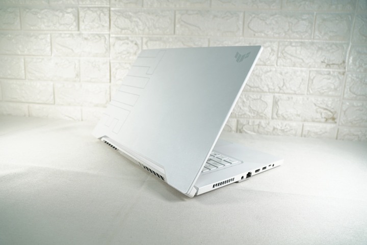 ASUS FX516PM 15吋電競筆電 i7-11370H/16G/512G SSD/RTX3060