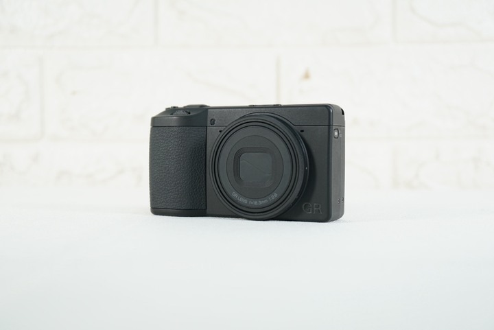 RICOH GR IV GR4 Monochrome 數位相機 快門數1870 公司貨 保固中