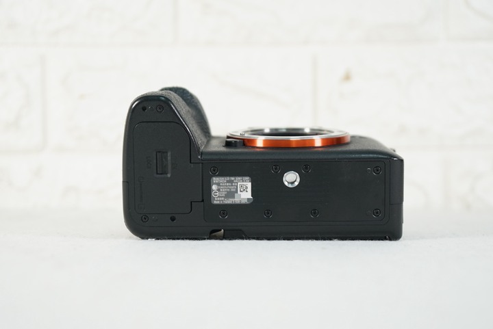 Sony ILCE-7M4 A74 A7M4 數位單眼相機 公司貨 快門數14393