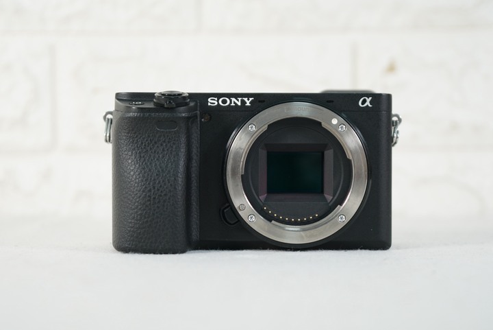 Sony ILCE-6400 A6400+E 18-135mm F3.5-5.6 OSS 公司貨 快門數5082