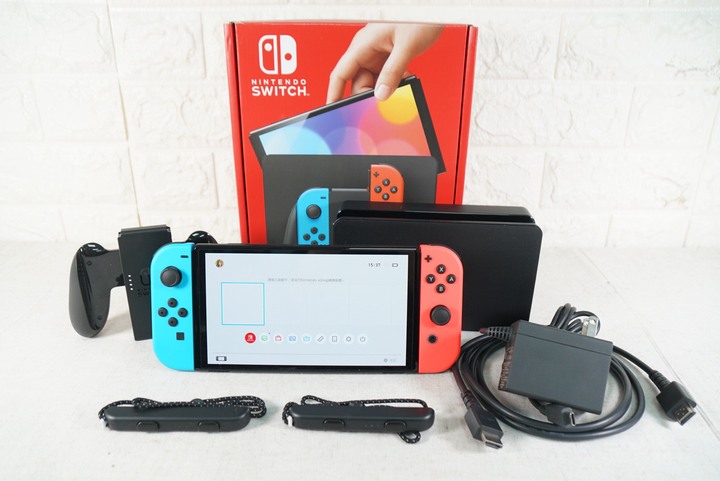Nintendo Switch OLED 紅藍 HEG-001 台灣公司貨