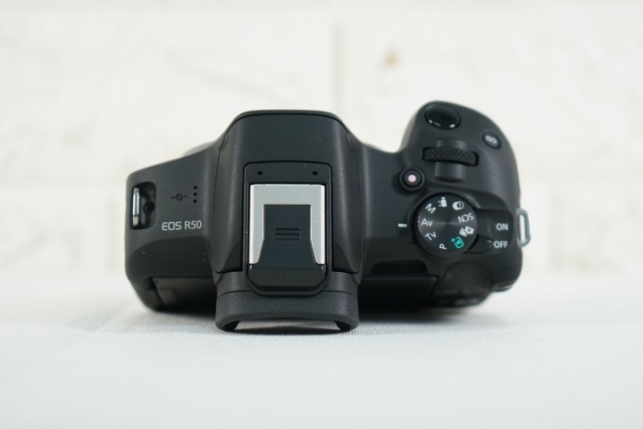 Canon EOS R50+RF-S 18-45mm F4.5-6.3 IS STM 快門小於1000 公司貨