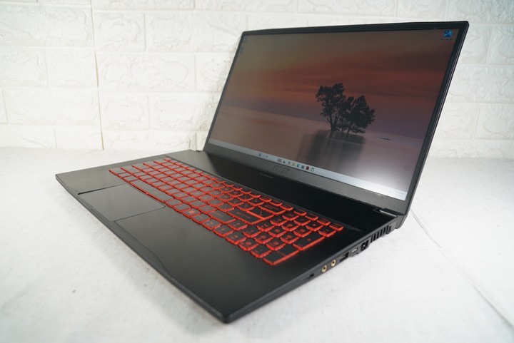 MSI GF75 10SCSR-483TW 電競 i7-10750H/8G/1T+512SSD/GTX1650Ti