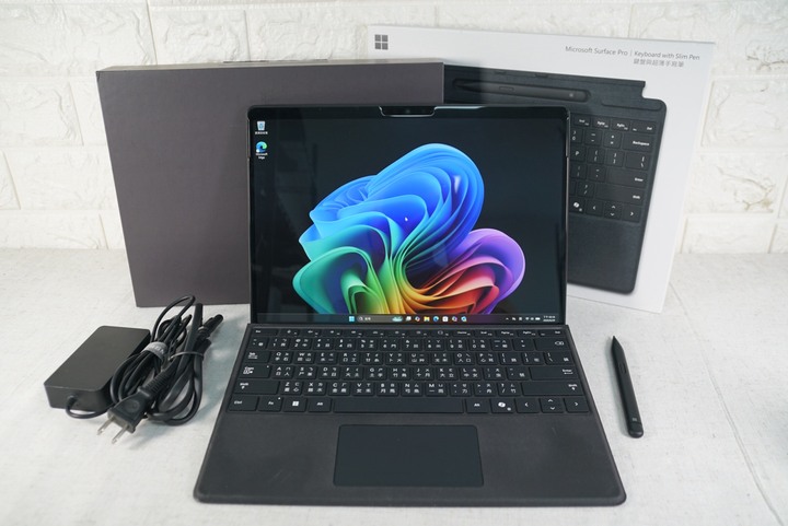 Microsoft Surface Pro 11 OLED觸控 Snapdragon X ELITE//16G/512G 保固中