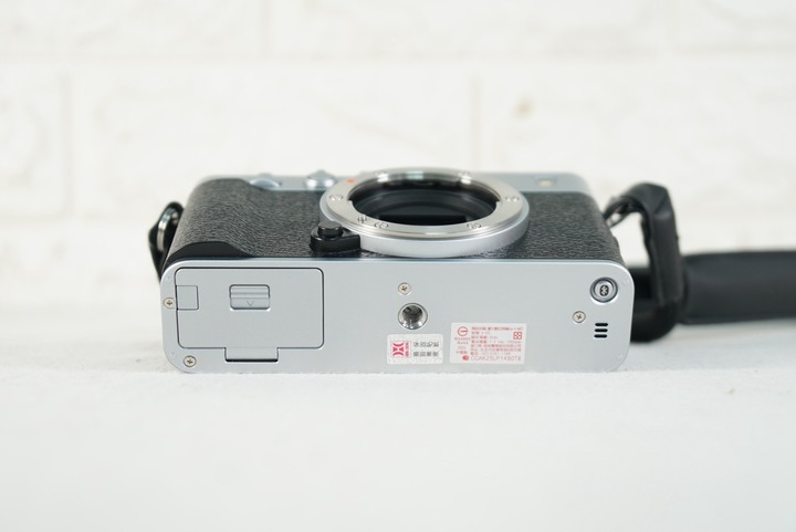 FUJIFILM X-E5 微單相機 單機身 快門數59 公司貨 保固中