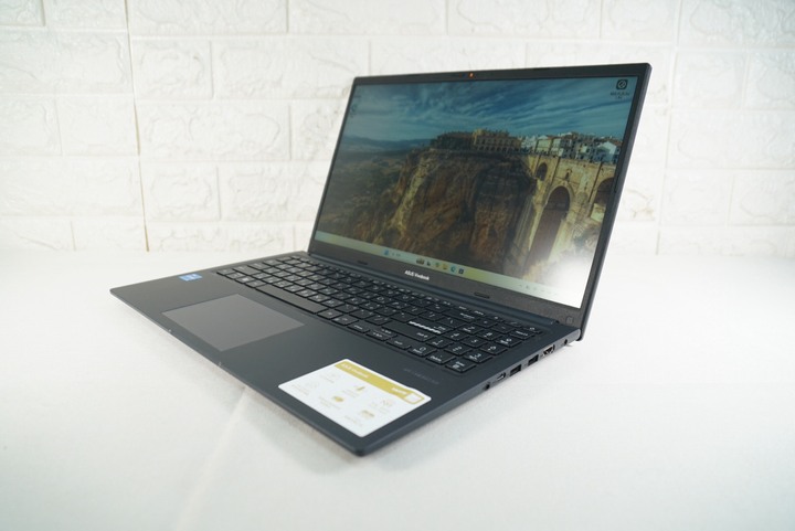 ASUS X1502ZA 15吋效能筆電 i5-12500H/16G/512G SSD