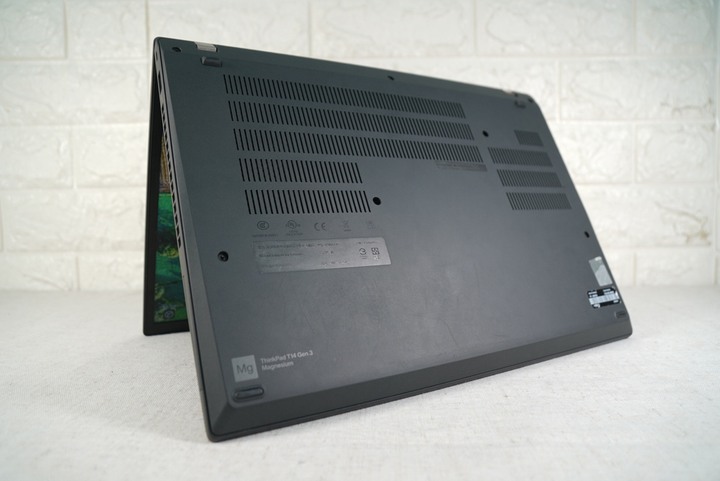 Lenovo ThinkPad T14 Gen3 14吋效能筆電 i5-1240P/24G/512G SSD