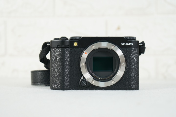 FUJIFILM X-M5微單相機+XC 15-45mm F3.5-5.6 OIS PZ 快門數3162