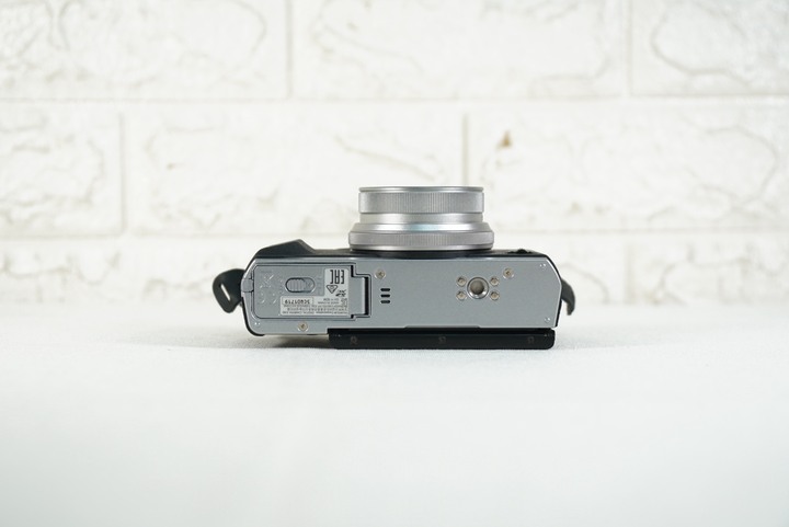 Fujifilm X30 數位相機 快門數4271