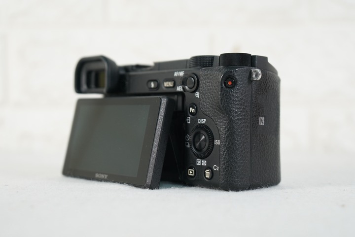 Sony ILCE-6400 A6400 數位單眼相機 公司貨 快門數3332