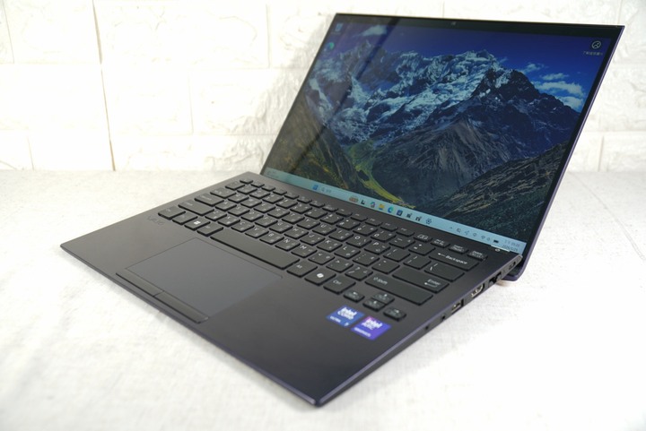 Sony VAIO SX14-R 14吋AI觸控筆電 U7-155H/64G/2T SSD 保固中