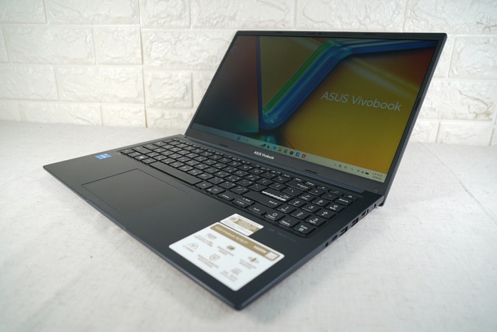 ASUS X1504VA 15吋效能筆電 i5-1334U/8G/512G SSD 保固中