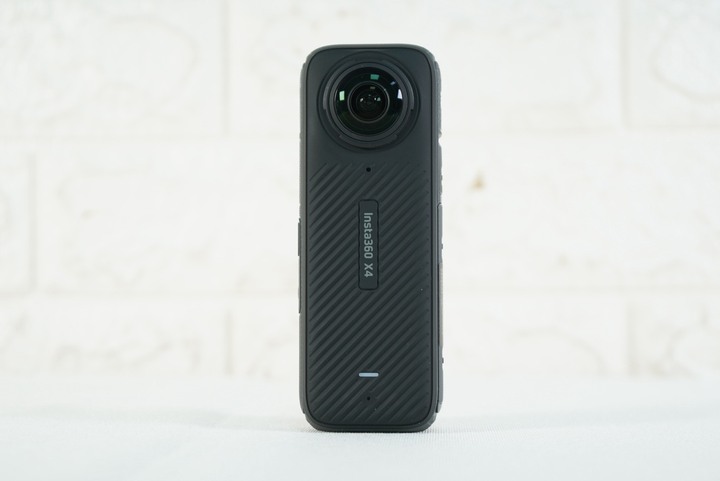 Insta360 X4 8K全景運動相機+1原電+自拍桿