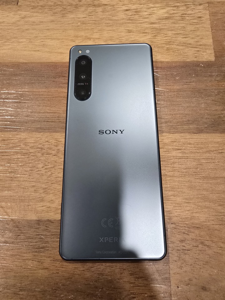 Sony xperia 5 iv 亮線 外觀9成5新