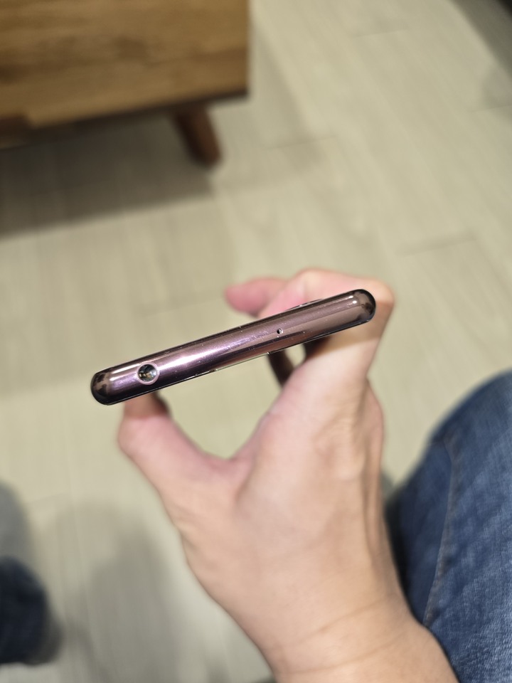 sony xperia 1 ii 8g/256gn 亮線