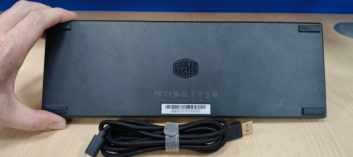 CoolerMaster SK-621 藍芽雙模矮軸機械式鍵盤
